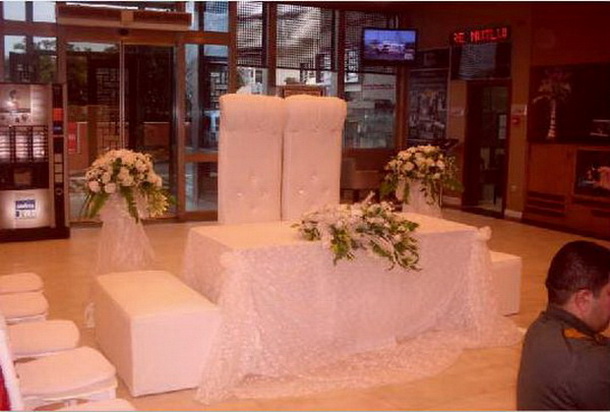  Igdir �i�ek�i - Igdir d�g�n organizasyonu ve s�nnet d�g�n� Gelin damat masasi s�slemesi