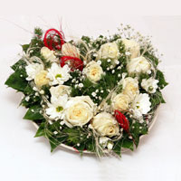  Ankara Pursaklar �i�ek ma�azas� , �i�ek�i adresleri  ince cam i�erisinde 13 adet beyaz g�l ve kir �i�ek