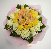 sari ve beyaz g�l karisimda   Ankara �Pursaklar i�ek , �i�ek�i , �i�ek�ilik 