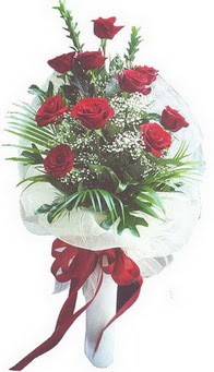  Ankara Pursaklar �nternetten �i�ek sipari�i  10 adet kirmizi g�lden buket tanzimi �zel anlara